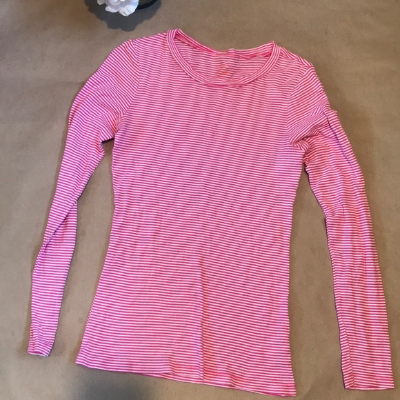 Old Navy Long Sleeves - Picture 2 of 3